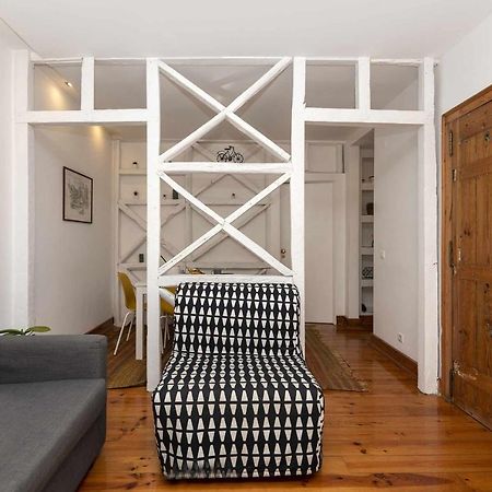 Typical Portuguese Apartment In Sao Bento Лиссабон Экстерьер фото