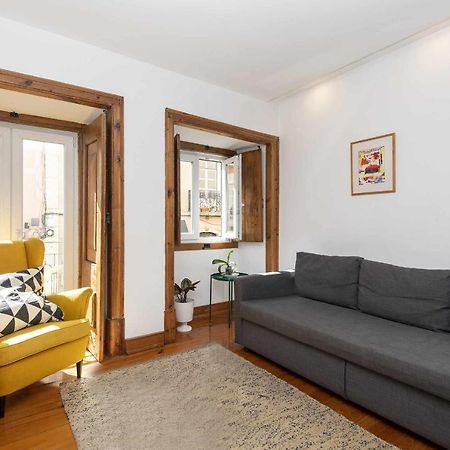 Typical Portuguese Apartment In Sao Bento Лиссабон Экстерьер фото