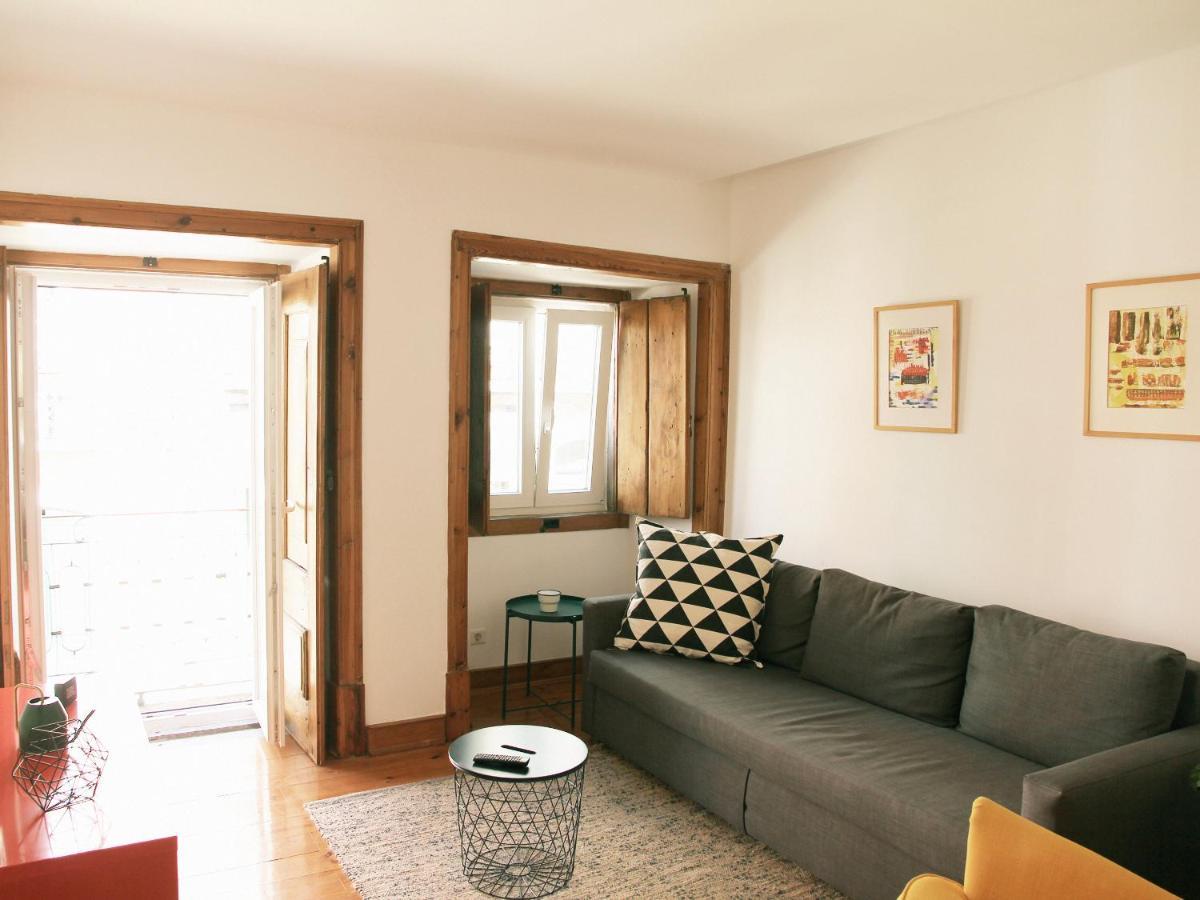 Typical Portuguese Apartment In Sao Bento Лиссабон Экстерьер фото