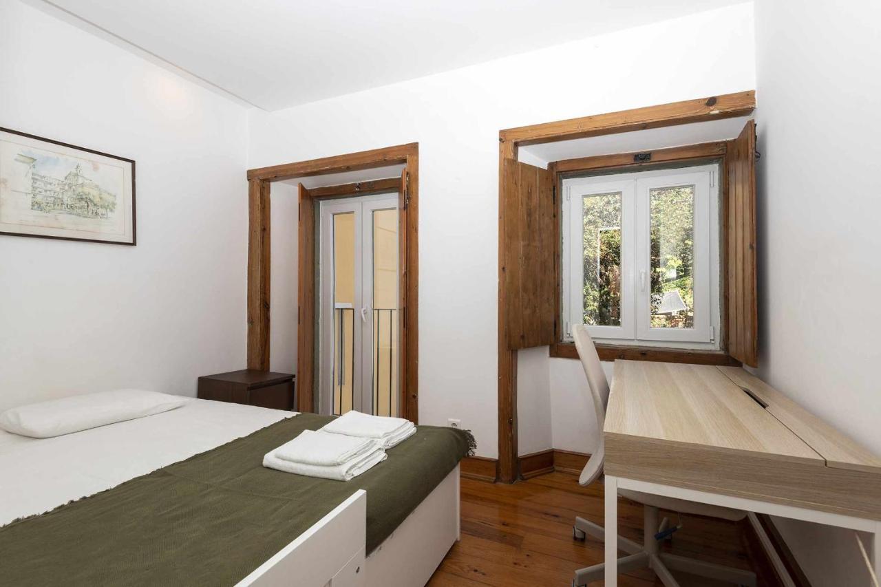 Typical Portuguese Apartment In Sao Bento Лиссабон Экстерьер фото