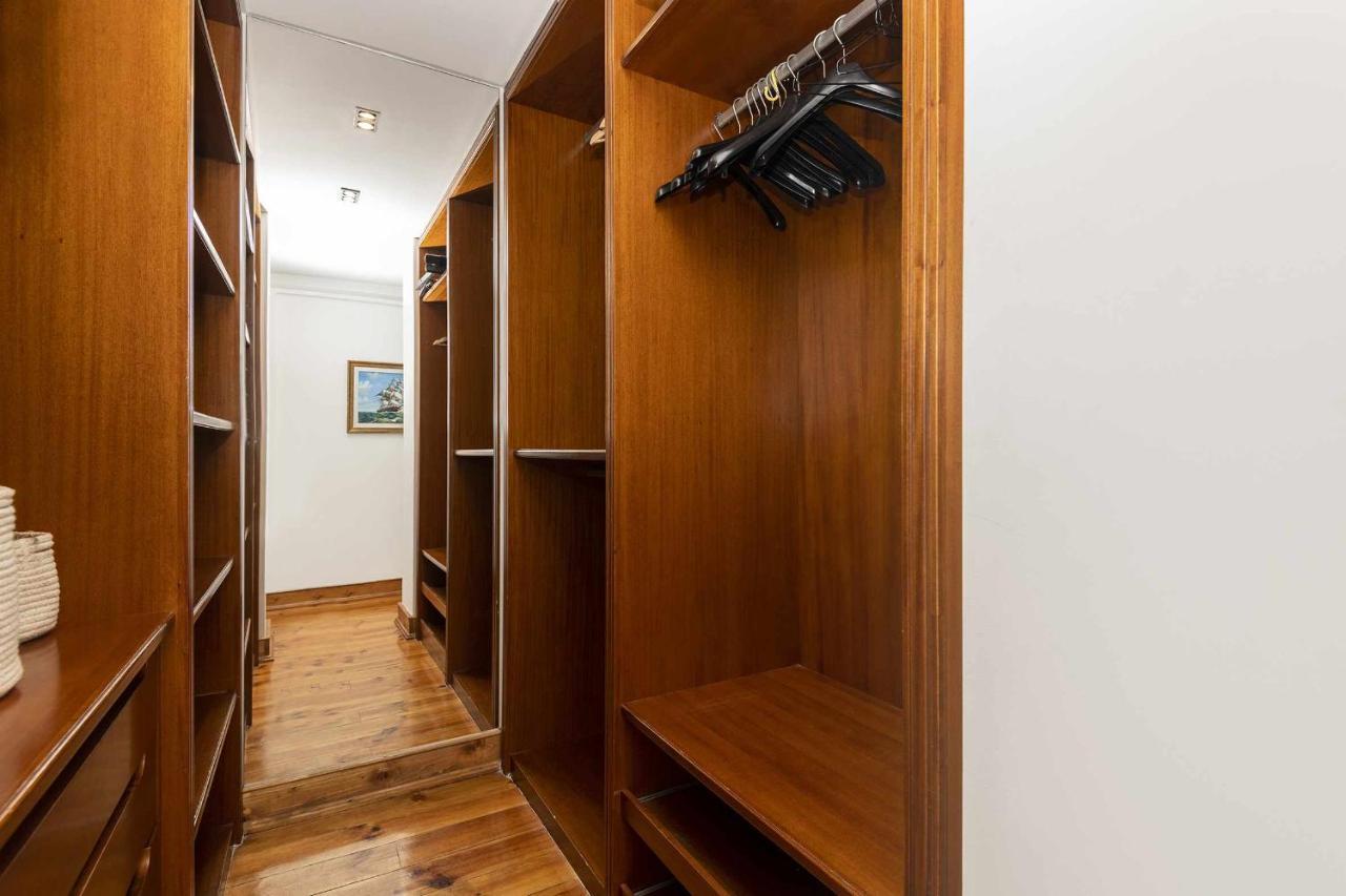 Typical Portuguese Apartment In Sao Bento Лиссабон Экстерьер фото